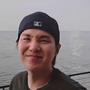 stardustarmys's profile picture. 19 || she/her || ot7 first and always || yoongi bias || solos + multis dni!