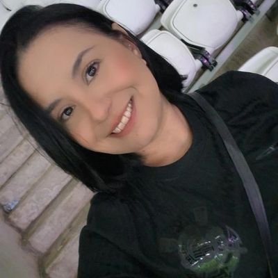 niicolib's profile picture. um batuque mais forte e a tristeza se cala, eu levo essa vida, do jeito que ela me levar ... 🎶
