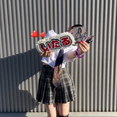 bloodylullaby__'s profile picture. 