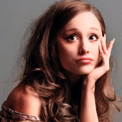 niiispace's profile picture. that one nmixx & kiiikiii stan