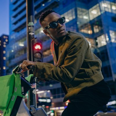 drizilik's profile picture. Musician |Krio bɔbɔ |@betatmercury Ambassador | Stream “Sabi Road” 👉🏾 https://t.co/eV8T0Elay0