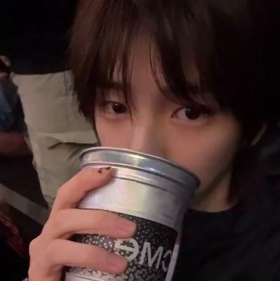 cuyoungtangsel's profile picture. semester 5 semoga menjadi semakin scp (sehat, cantik, pintar) | mostly talk about books, movies and rl things!!