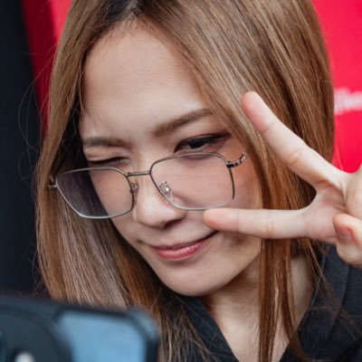 gibbydays's profile picture. @ygig_official @jool_looj updates provider