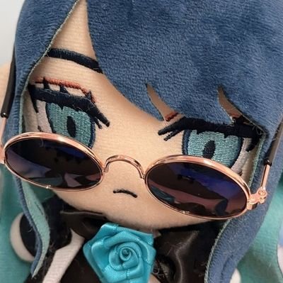 harmolily's profile picture. 