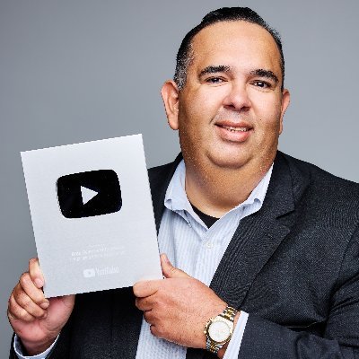 DSWithDennis's profile picture. 25+ years in data science. Personalized mentorship for data professionals. Book your FREE call today