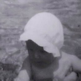 canivetisabelle's profile picture. Expert #SEO #Communication #UX, Auteur de "Refondre un site web, les clés de l'Architecture d'information " "Bien rédiger pour le Web" - Yellow Dolphins sa