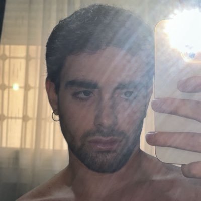 medji6969's profile picture. 