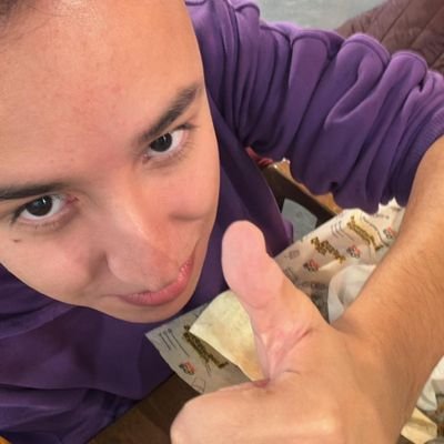 lambdafeet's profile picture. Try to love one another right now!