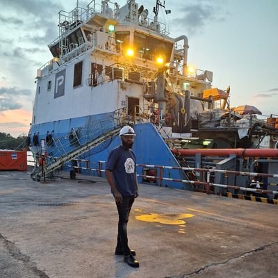 karosamDraxler's profile picture. VERIFIED CRANE OPERATOR