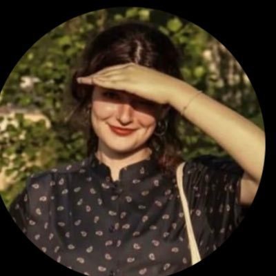 s9402623's profile picture. (يكفيني صحيح ظنوني)                                        باحثة #اعاقة_سمعية واهوى #الأدب 🤍