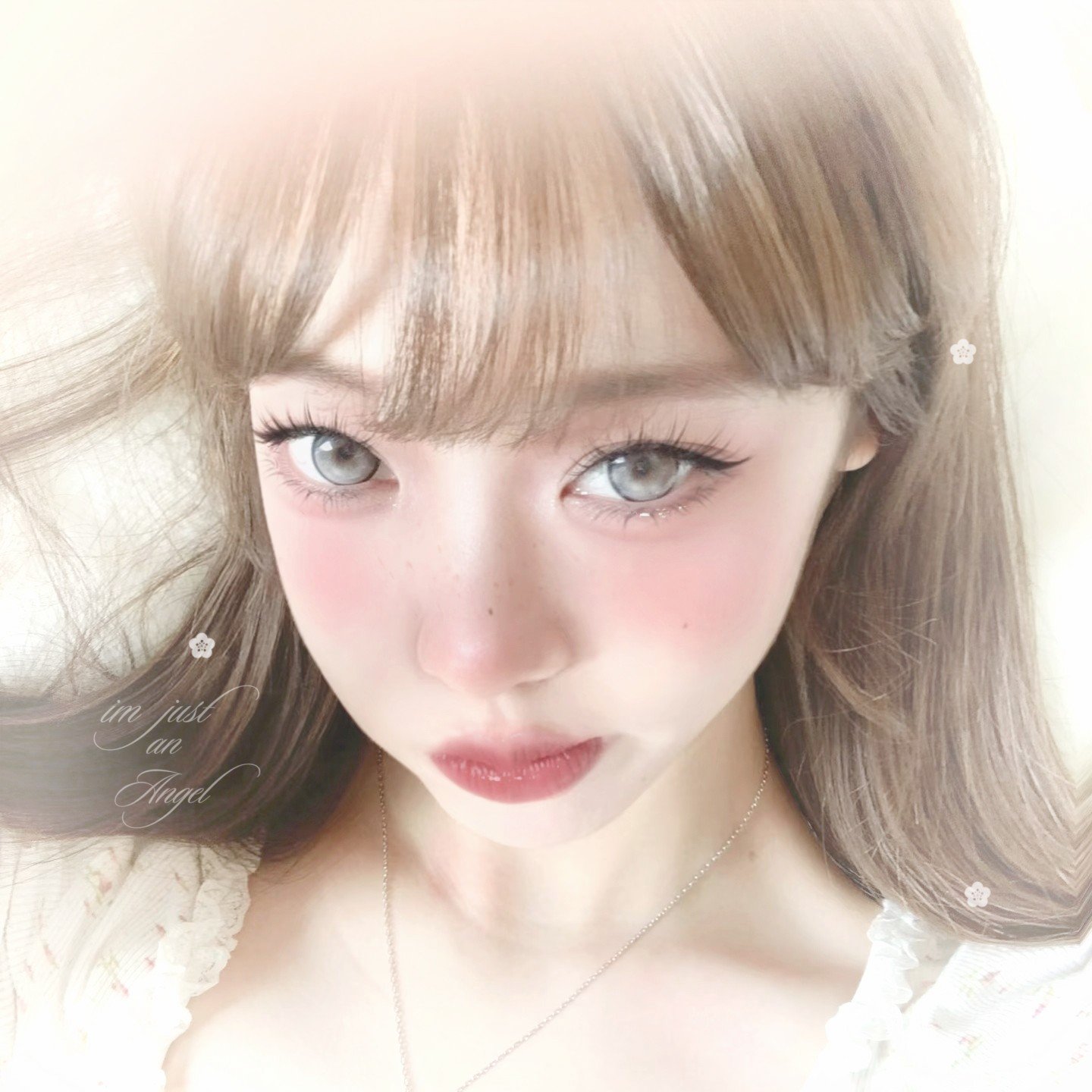 cuqidoll's profile picture. susurros  de  ángel  entre  encaje  y  tazas  de  té  ✉️✿  sus  recuerdos  quedan  guardados  en  una  casita  de  muñecas.