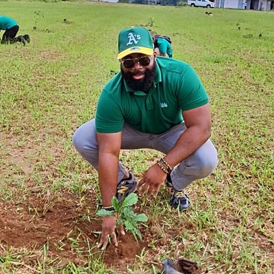 Kingoftaobli's profile picture. Blood of a slave & heart of a king/ Anti Capitalism/Africa Unite.🇨🇮🇬🇭🇳🇬🇧🇫🇲🇱🇳🇪🇬🇳🇪🇹🇨🇩🇳🇦🇦🇴🇿🇼🇰🇪🇺🇬🇹🇿🇨🇲🇸🇳🇹🇩🇲🇬🇧🇼🇿🇲🇧🇯🇨🇬