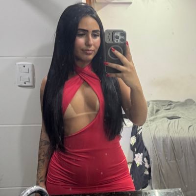 claradutra27's profile picture. https://t.co/KL085VJVVM