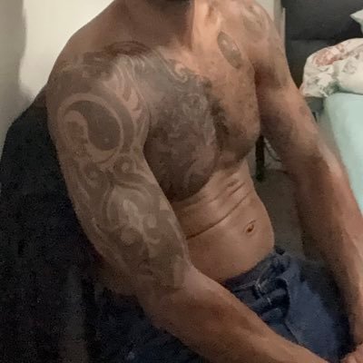 julius_letrell1's profile picture. Just a freaky Dom looking to enjoy life, find my tribe, travel and just live. come check me and my 11inch dick