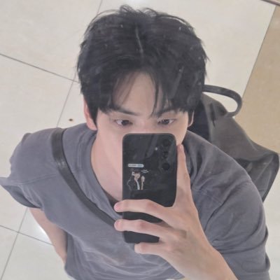 intopeachdream's profile picture. 🌷* ｡ Ｈｕｒｔ － ＮｅｗＪｅａｎｓ  〰︎✨· ˚ ༘ 💖