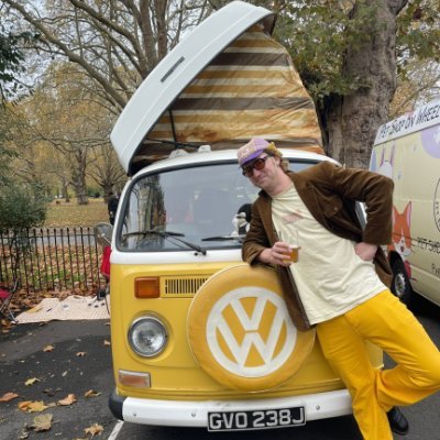 hjegeorge's profile picture. building superpowers for local businesses. 

AI founder living in a campervan. Follow to find out if I survive the winter. Hiring founding engineers, dm me.
