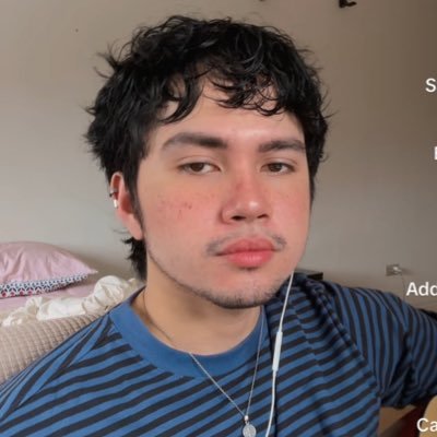 cloudyboyx's profile picture. nocturnal baker | IG: calebsvnchez