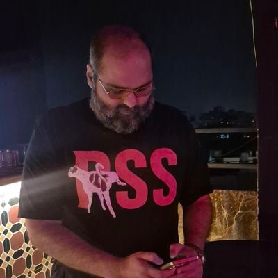 Peoplepower08's profile picture. When citizens wake up, the powerful start shaking..
I'm here to wake you up citizen...