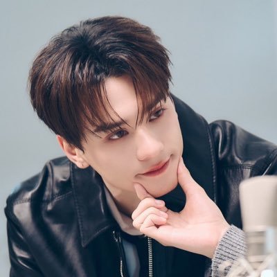 smileknp19's profile picture. (🦆🐰)
