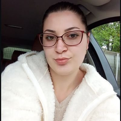 Susana18065's profile picture. stocks exchange , real estate.