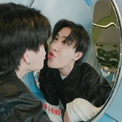 Fahki97Sh's profile picture. BUS THAI 💙💙                                                               ชิปทุกคู่