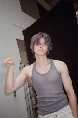 Showerboyss's profile picture. 24/170/56/大鸡长18cm 腼腆 喜欢会照顾人的哥哥  成熟一点的更好 私下放的开 想交友 普通人找普通人 平淡一点开心一点，喜欢的留个关注私信聊天🈷