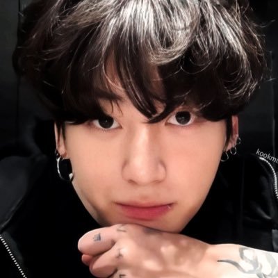 yoonggirl_'s profile picture. 