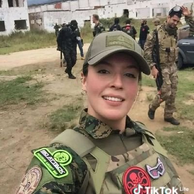 LucyBrookm85782's profile picture. @lucy.brooman.
I believe in working hard staying true to myself, and lifting the way.