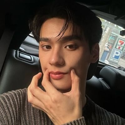 moxieore's profile picture. : 🦆🐰🦊🍓💚🩷