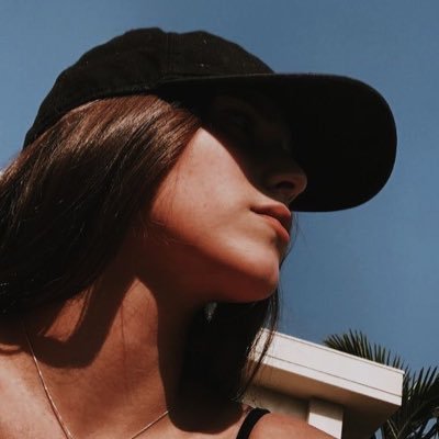 Bussy_Bee_'s profile picture. 𝖫𝗂𝗆𝗂𝗍𝖾𝖽 𝖠𝖼𝖼𝖾𝗌𝗌 𝖮𝗇𝗅𝗒.