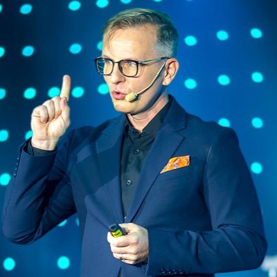 Lukasz_Jaroszek's profile picture. #Entrepreneur #Coach #Speaker #Influencer #WorkingOut & #BeHappy every single day #NeverGiveUp #Africa #Angola