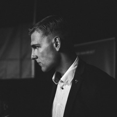 arminiusdd's profile picture. Ernst und Satire