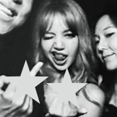 slutfor0327's profile picture. 