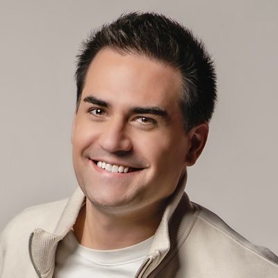 CosteOfficiel's profile picture. 📺 Présentateur TV & Voix-Off @FranceTV • 🖥 Directeur d’agence @CosteAgency • 🕵🏻‍♂️🍻 Escape Games l'Apéro Limoges