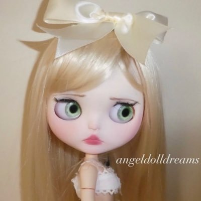 wintersgloss's profile picture. camisinha estourou pra eu nascer e eu nasci pra estourar.