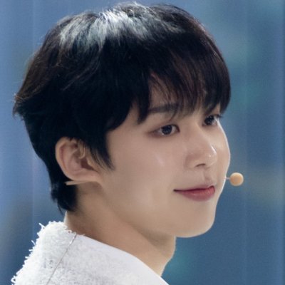 healingwooya's profile picture. self-proclamed ceo of #트레저 lovers club 💭