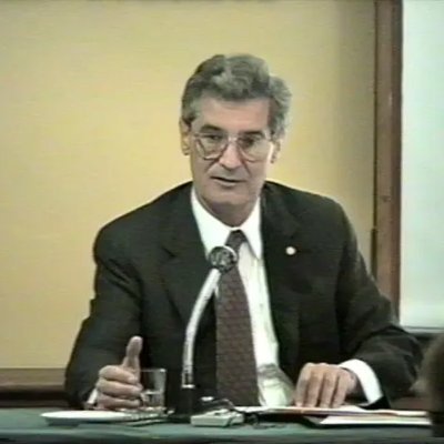 econokepaso's profile picture. Macroeconomics!
Causal inference!
Maldita seja a Microeconomia!