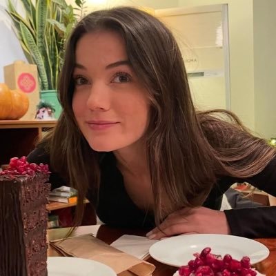 pluviopphille's profile picture. 