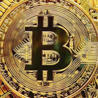 10billion30's profile picture. あえて言うならコンビニで迷う。そんな瞬間が好きです。