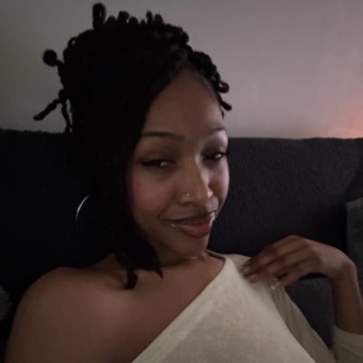 hernamesmimi's profile picture. 