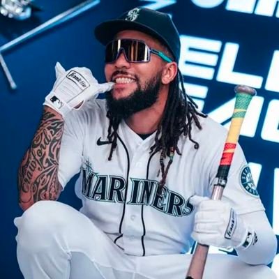 SailorNaylor12's profile picture. 