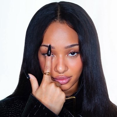 FLOSUPERMARKET's profile picture. say now sun, katseye moon & flo rising       — was @betterlouves, been hacked so please follow me on this account !