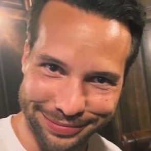 j7098826's profile picture. 🫧