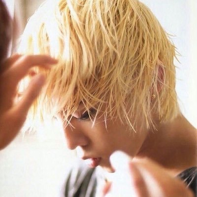 jidrag0ff's profile picture. i like bigbang and shinee