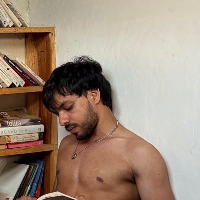 ServeAces_'s profile picture. Geeky not Gay.