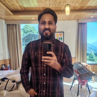 ItsKaraN007's profile picture. 