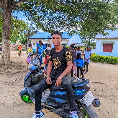 TinaSitraka's profile picture. Garçon facile