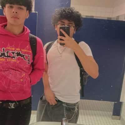 Priebtww's profile picture. @H4arteyez | @areslmfao_