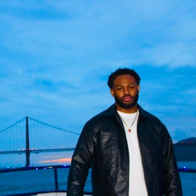 Mondo_12's profile picture. USC | PSYC & ART