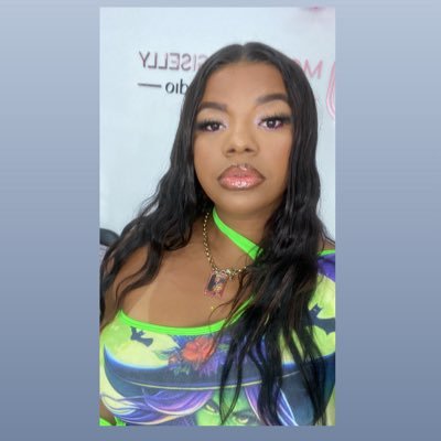 paolapqt's profile picture. BATEBOLEIRA 🎭 Tricolinda 🇧🇬 NOVAES e PAI 💔. 💍